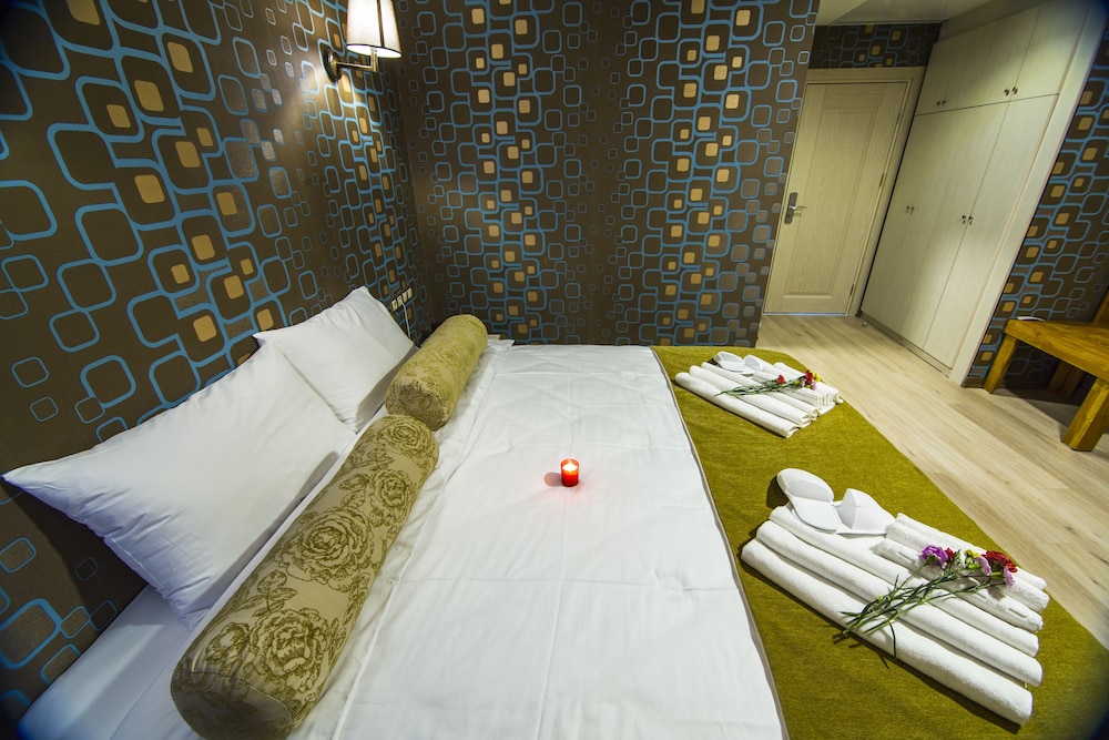 Kuzen Otel 5