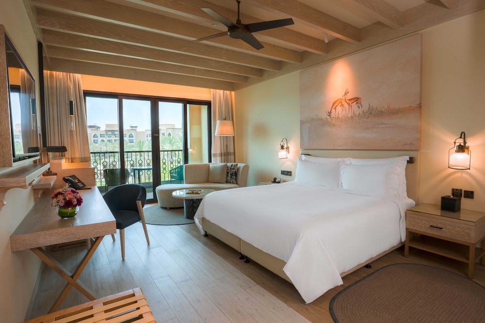 Saadiyat Rotana Resort & Villas 22