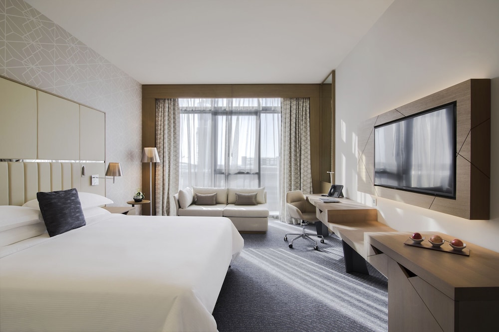 Pearl Rotana Capital Centre 3