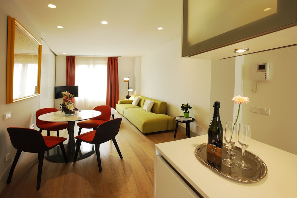 Cosmo Apartments Rambla Catalunya 17