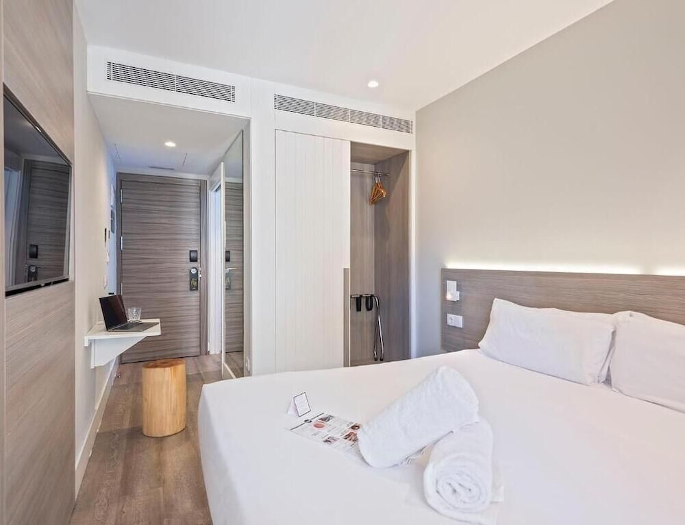 Niu Barcelona 16