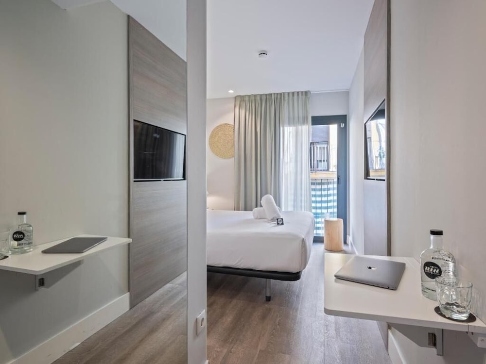 Niu Barcelona 17