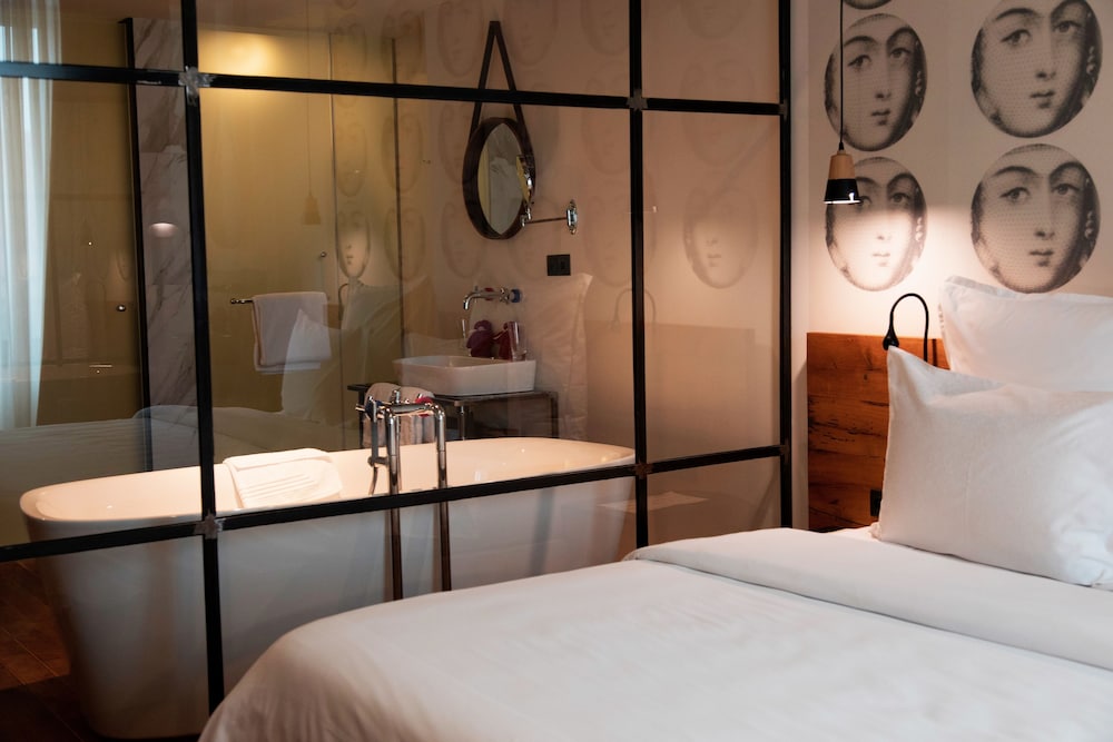 Shota@Rustaveli Boutique hotel 18