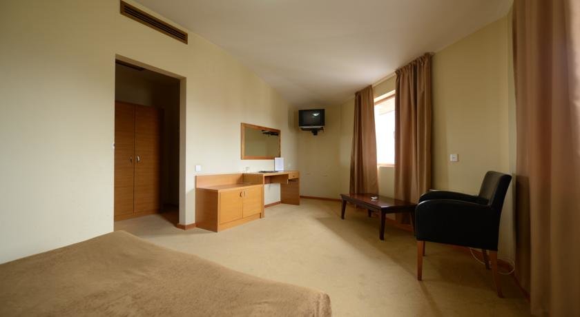 Kopala Tskneti Hotel 16