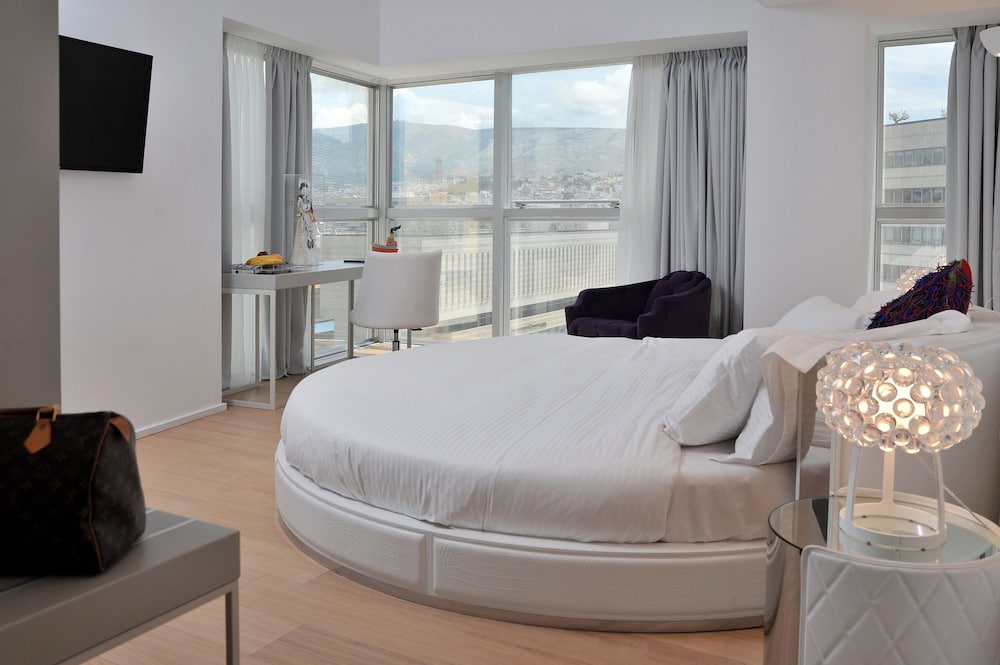 Athenaeum Grand Hotel 6