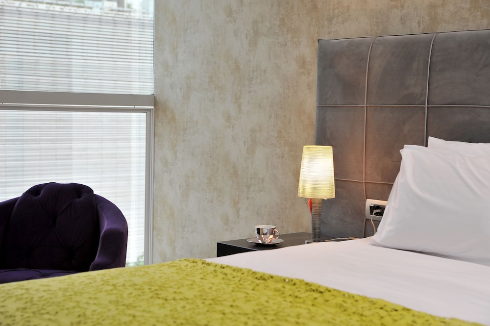 Athenaeum Grand Hotel 17