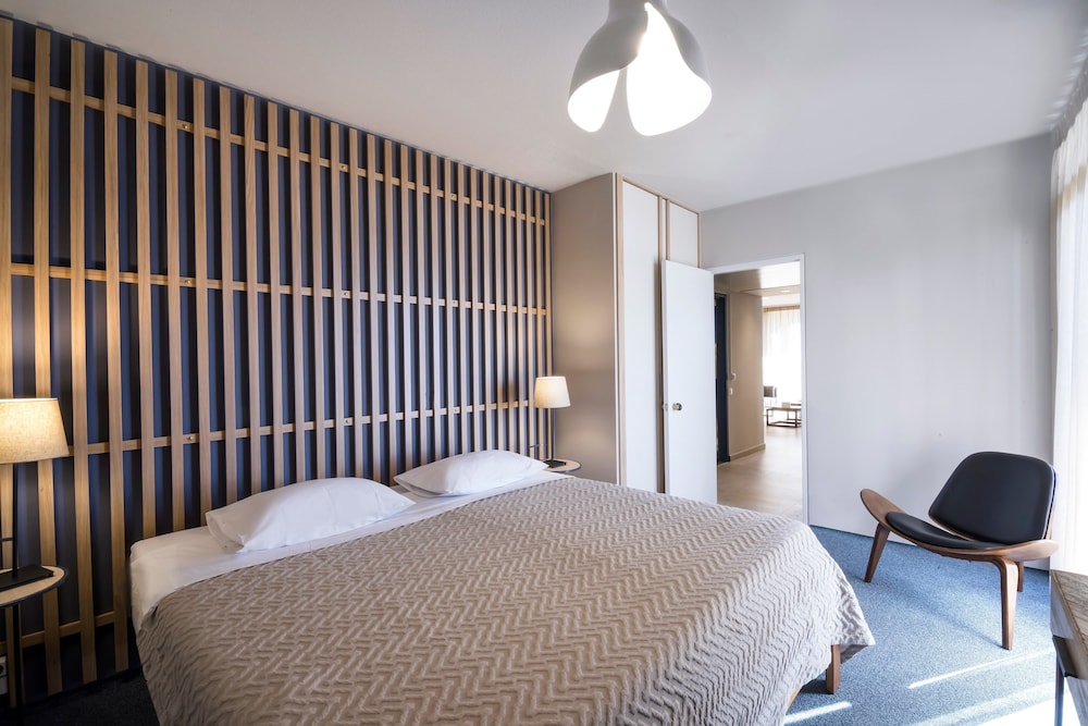 Marina Alimos Hotel Apartments 16