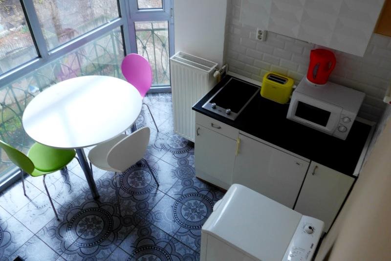 Amber Terrace Studio 13