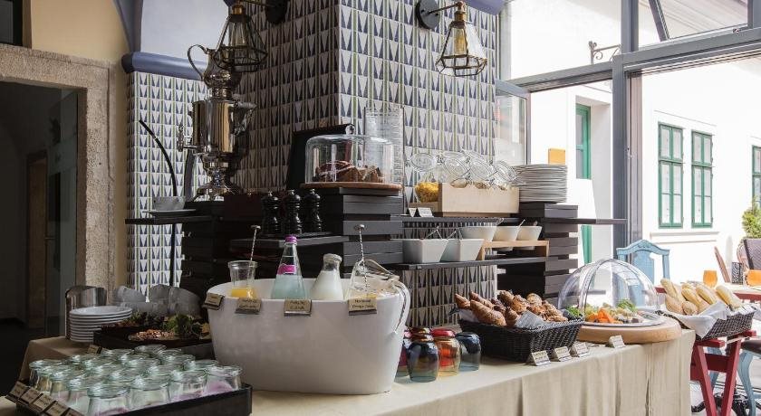 Maison Bistro & Hotel 15