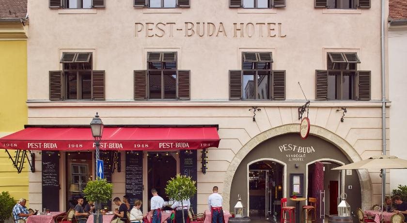 Pest-Buda Hotel 13