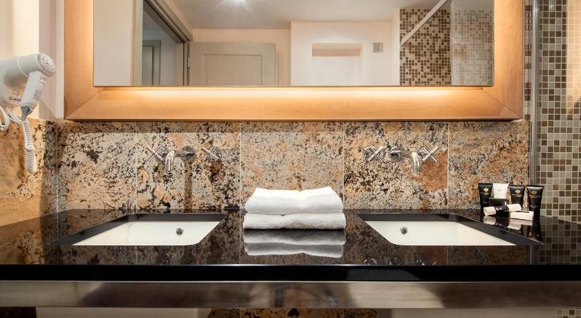 Hotel Royal Prague 14