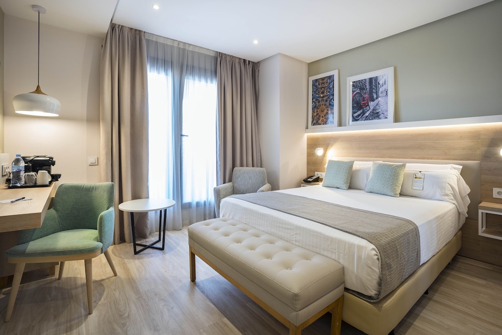 ZT The Golden Hotel Barcelona 11