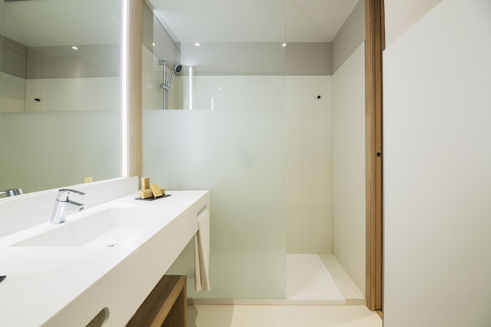 ZT The Golden Hotel Barcelona 16