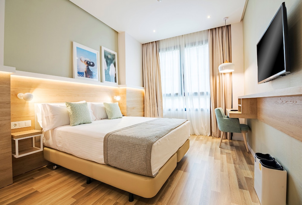 ZT The Golden Hotel Barcelona 4