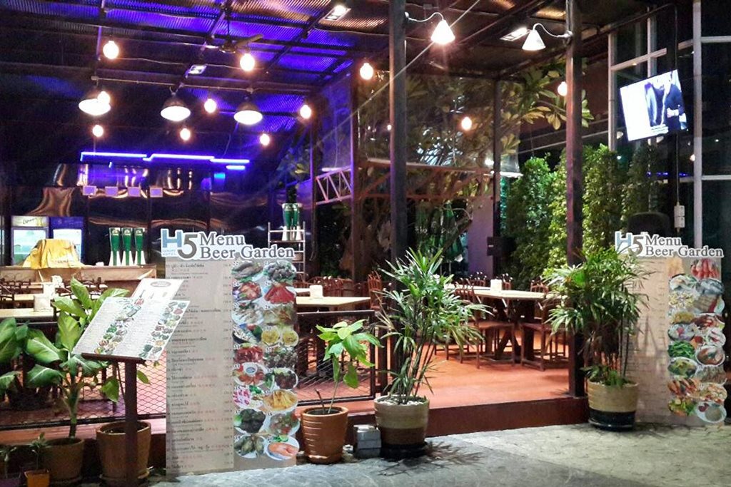 The Srivaree Airport Hotel 17