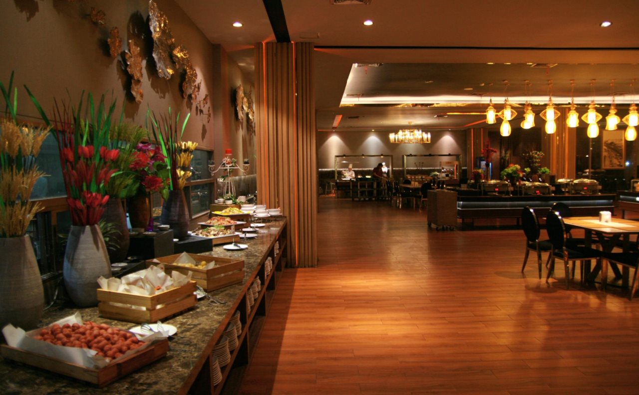 The Srivaree Airport Hotel 22