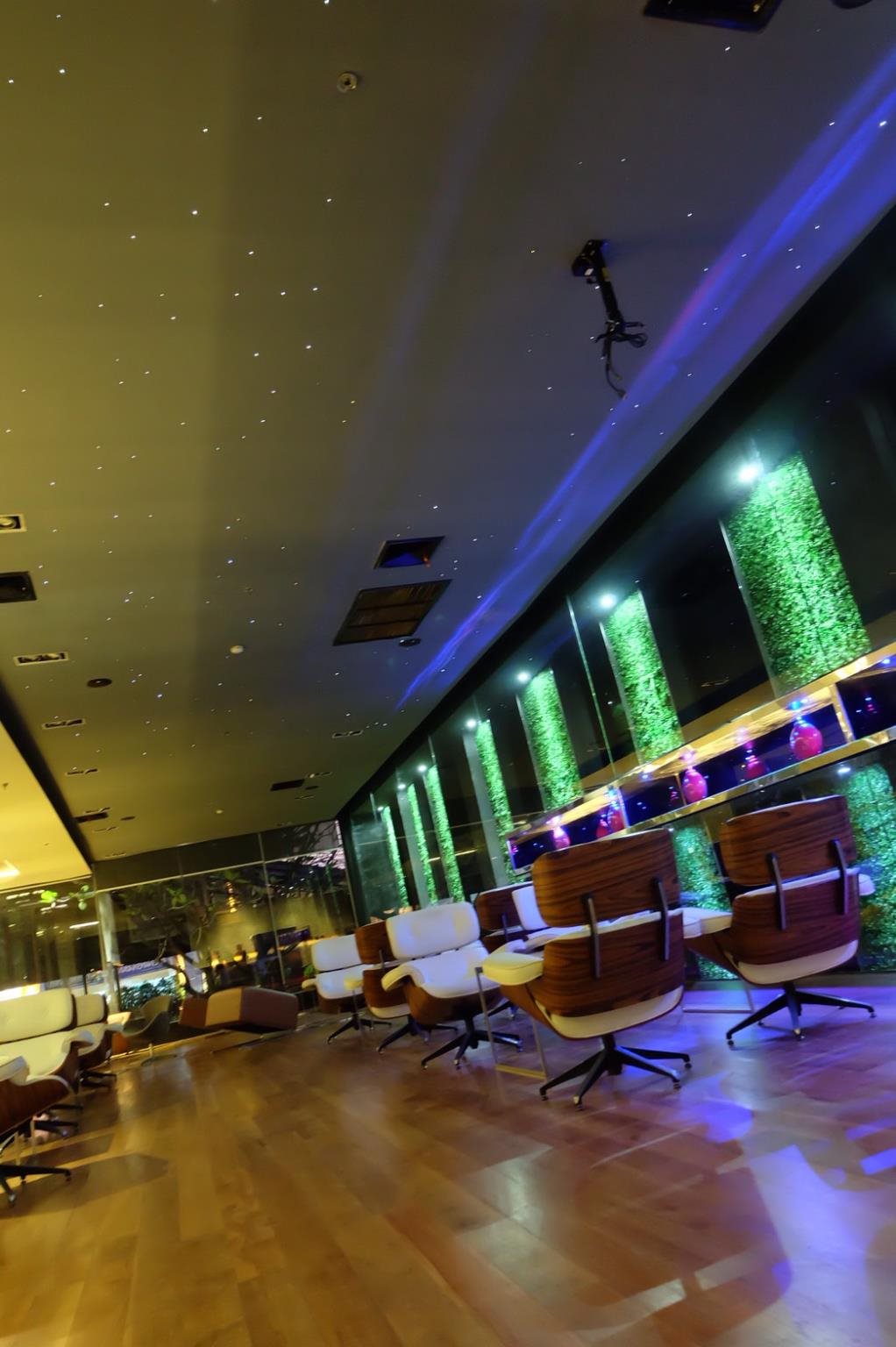 The Srivaree Airport Hotel 5