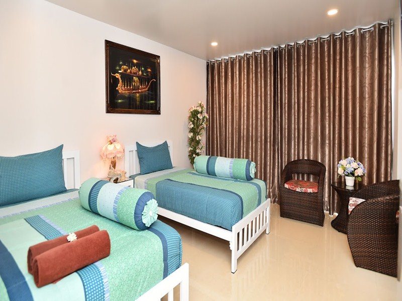 Parvena Hotel 3