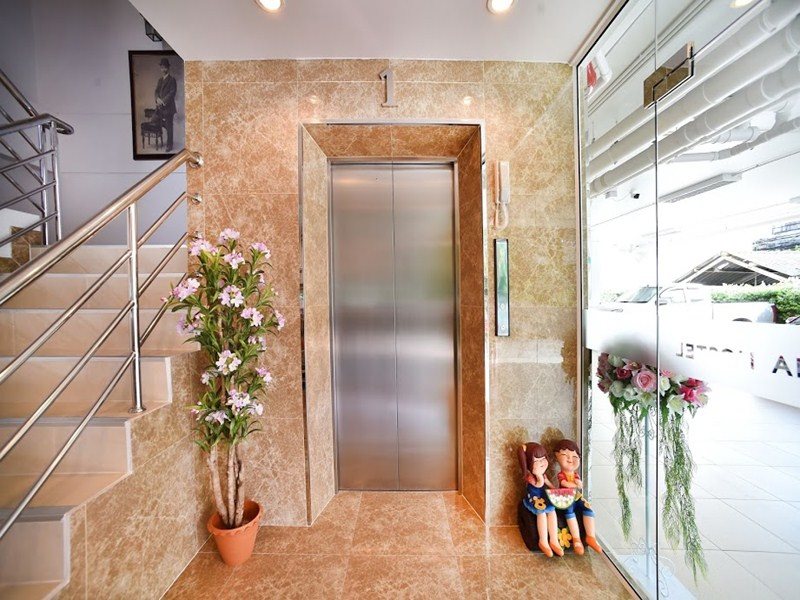 Parvena Hotel 6