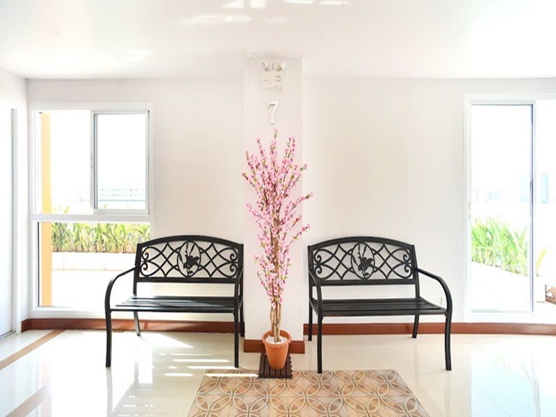 Parvena Hotel 8