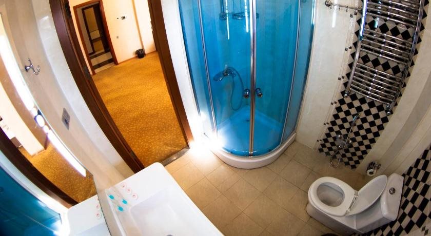 Astola Hotel 10
