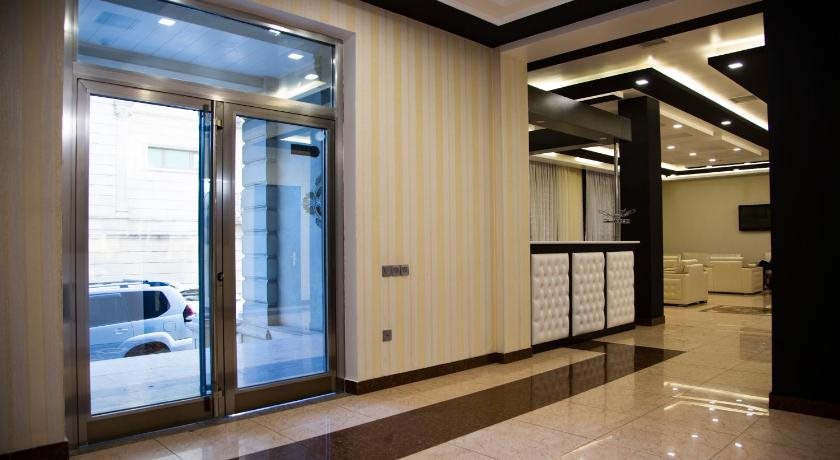 Astola Hotel 21