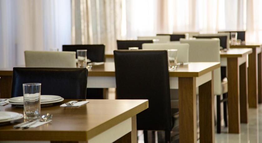 Astola Hotel 4