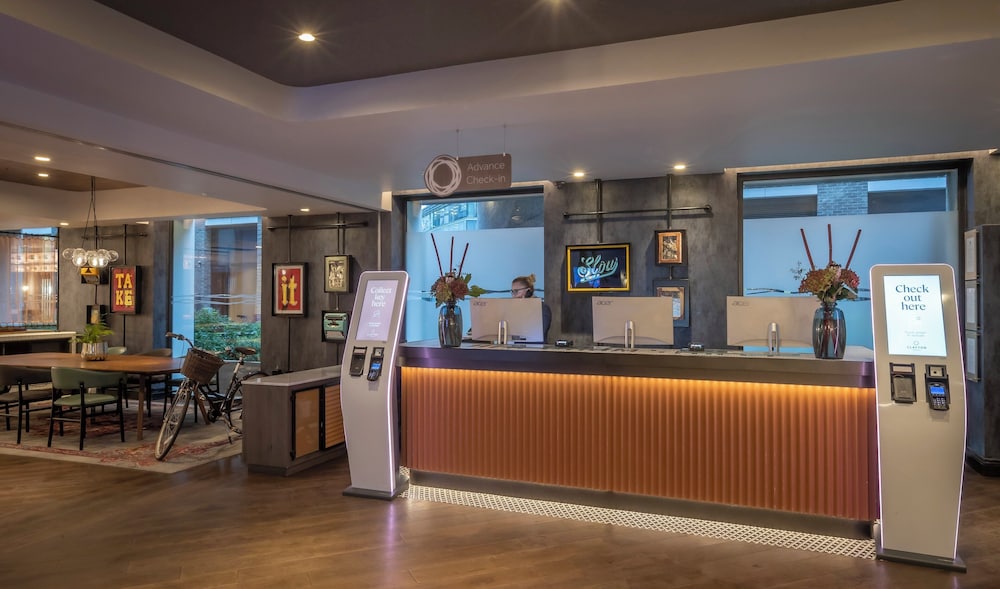 Clayton Hotel City of London 4