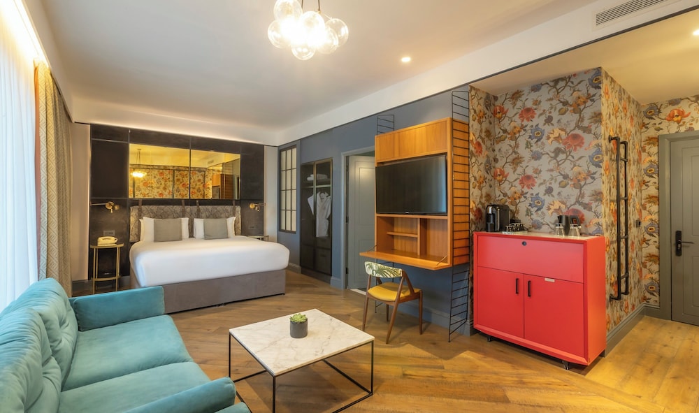 Clayton Hotel City of London 10