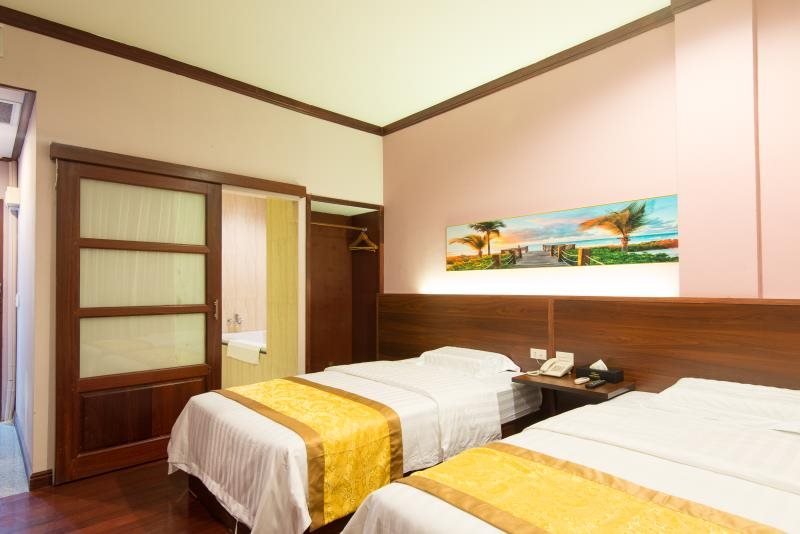 S T Hotel (Shuntai Hotel) 11