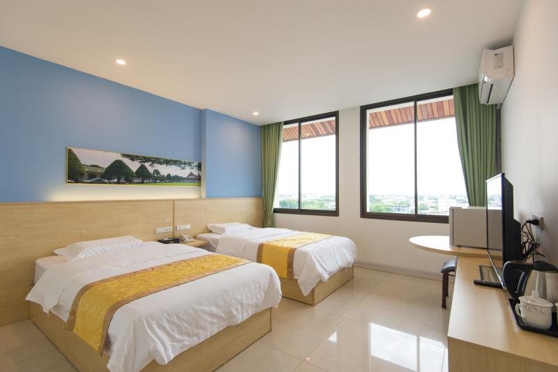 S T Hotel (Shuntai Hotel) 4