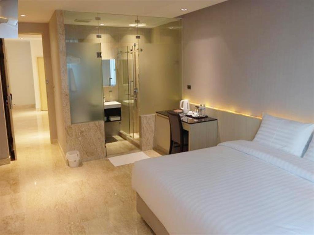 Sukhothai Residence Ruam Ruedi 12