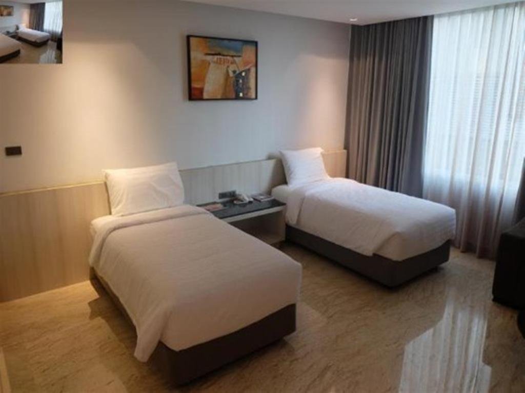 Sukhothai Residence Ruam Ruedi 14