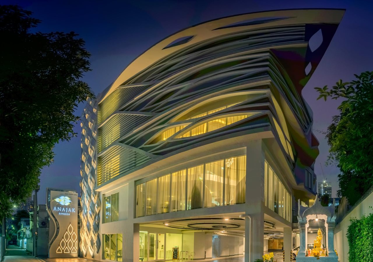 Anajak Bangkok 1