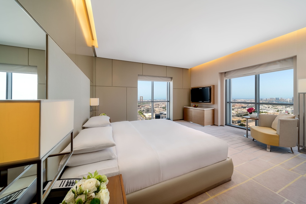 Hyatt Regency Creek Heights Residences 9