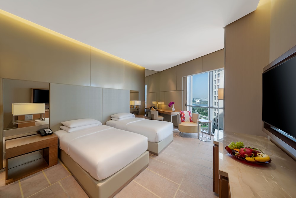 Hyatt Regency Creek Heights Residences 18