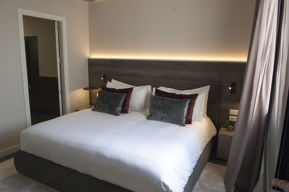 Casagrand Luxury Suites 20