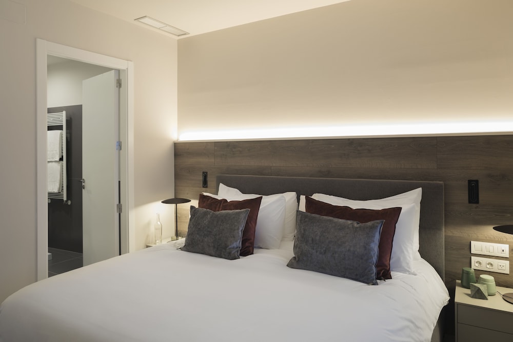 Casagrand Luxury Suites 21