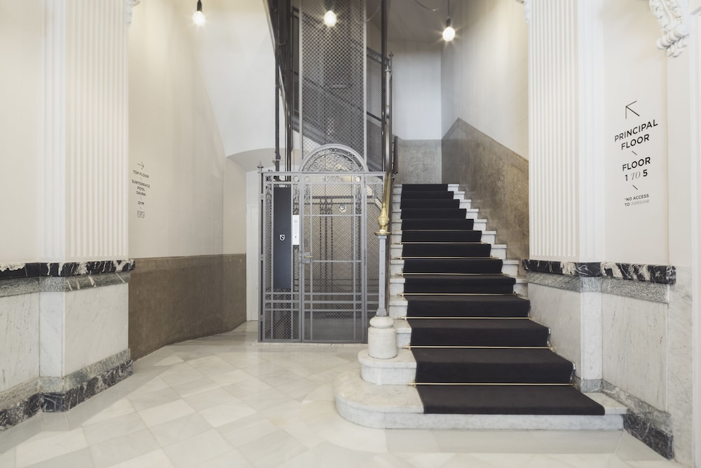 Casagrand Luxury Suites 6