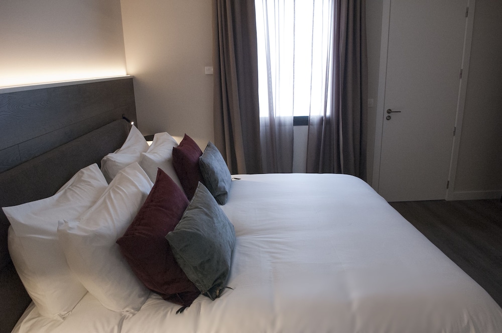 Casagrand Luxury Suites 23