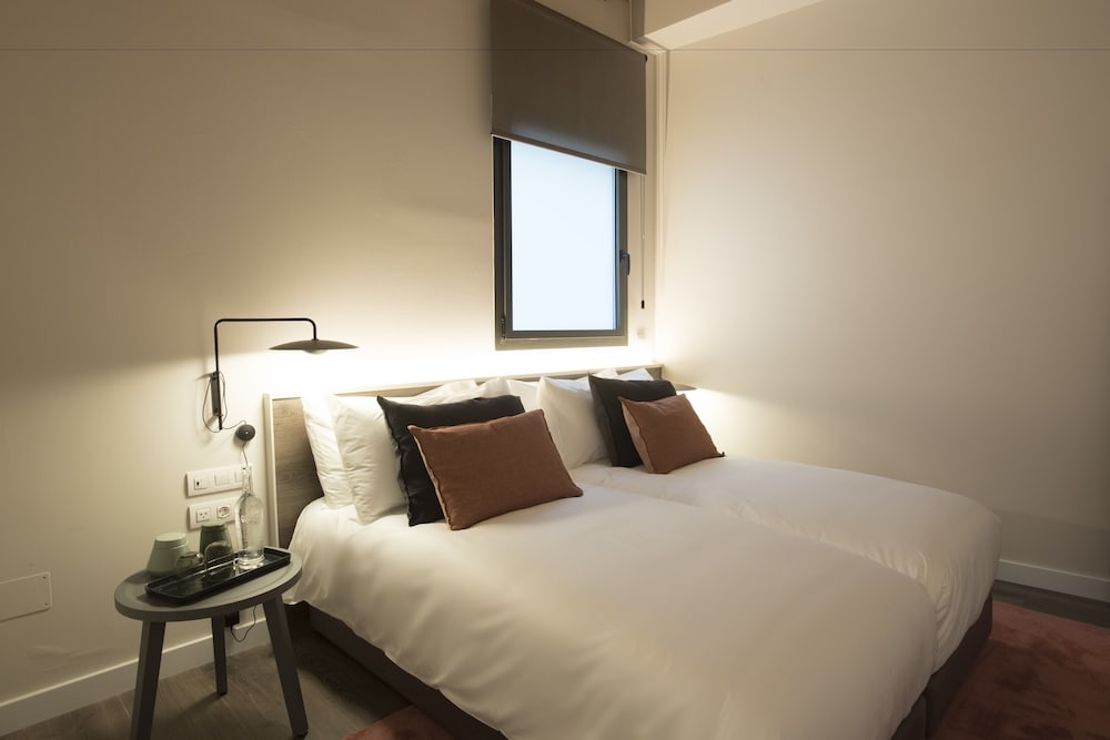 Casagrand Luxury Suites 11