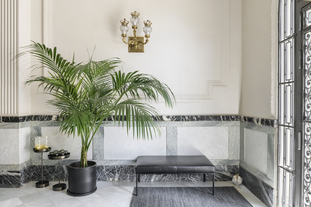 Casagrand Luxury Suites 4