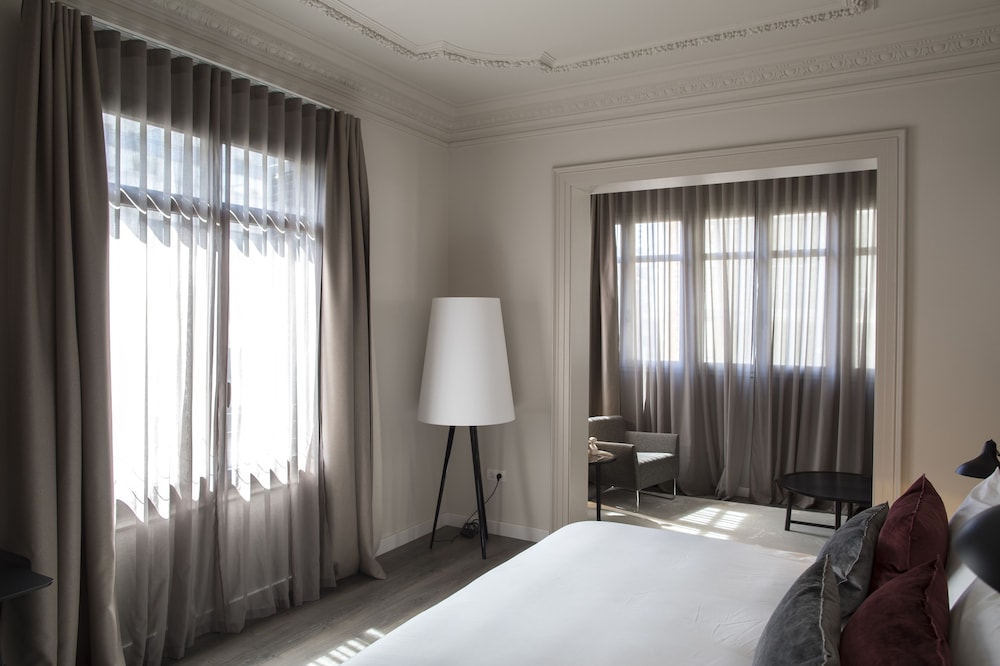 Casagrand Luxury Suites 19