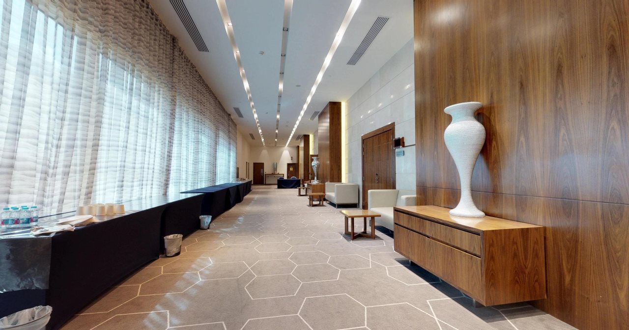 DoubleTree by Hilton Jeddah Al Andalus Mall 9