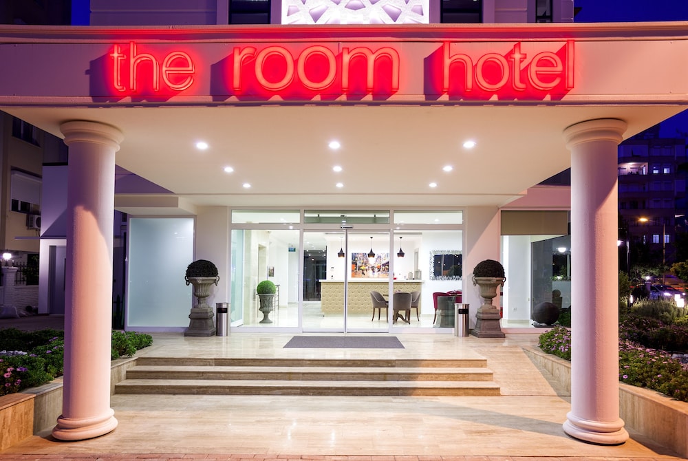 The Room 4