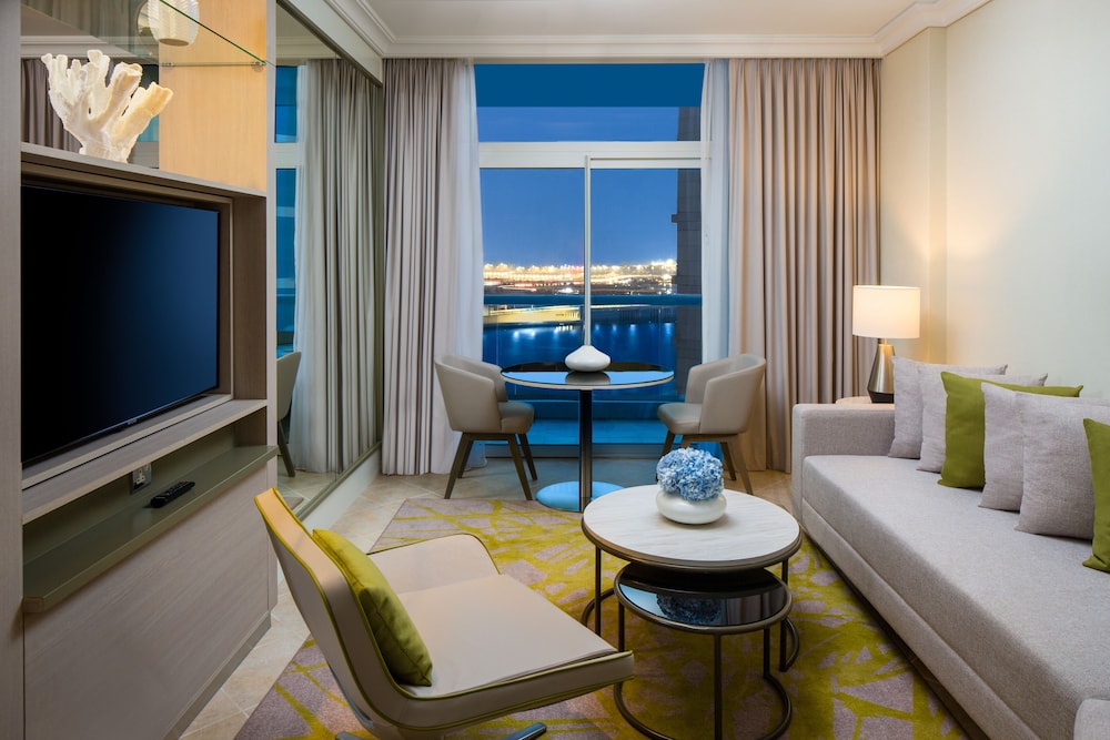 Beach Rotana - all suites 4