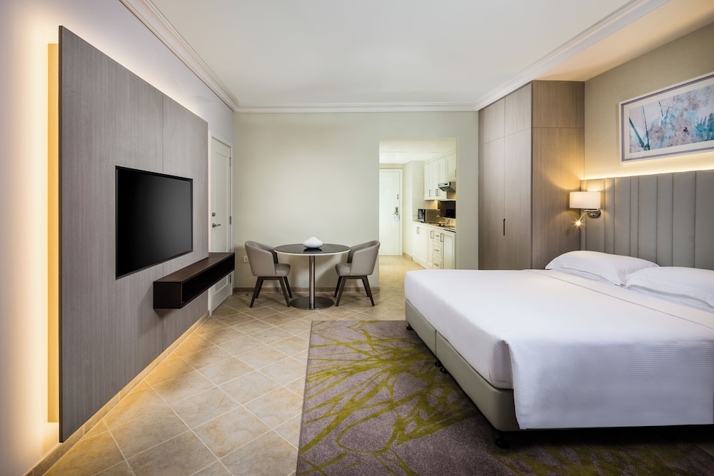 Beach Rotana - all suites 7