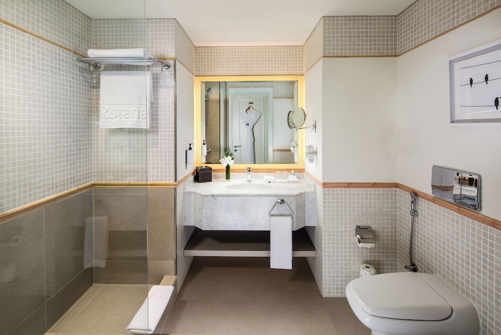 Beach Rotana - all suites 23