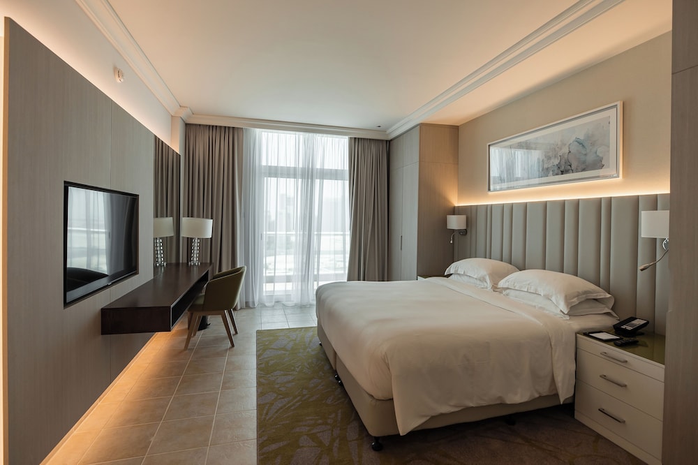 Beach Rotana - all suites 22