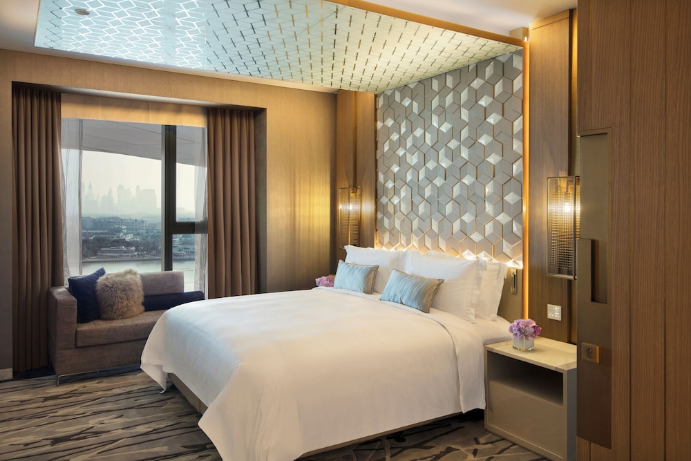 Al Bandar Rotana Creek 18